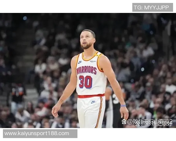 单场三分球表现排行榜库里独占鳌头克莱利拉德哈登紧随其后 单场三分球表现排行榜库里独占鳌头克莱利拉德哈登紧随其后